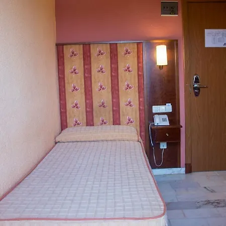 Hotel Royal Costa 3*